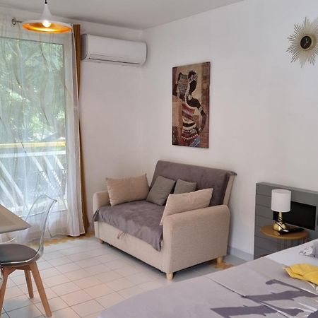 Studio Beachside Paradise Avec Citerne Tampon- Residence Manganao Saint-Francois  Exterior photo